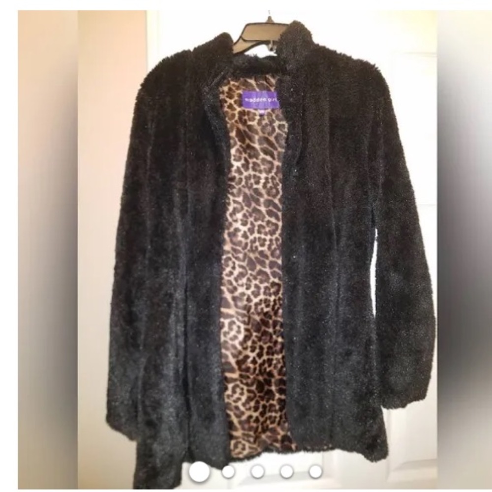 Madden Girl women’s soft faux fur black coat animal print lining snap closure